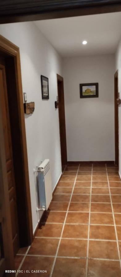 Albergue El Caseron De Fuentes Carrionas Cardano de Abajo Luaran gambar
